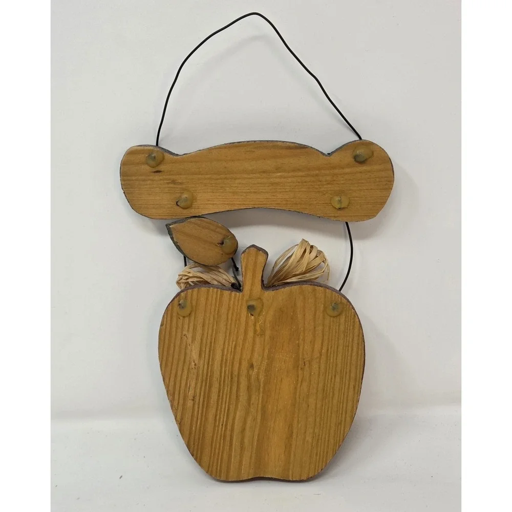 Primitive Country Wood Apple Welcome Sign Distressed Red Raffia Bow Farmhouse